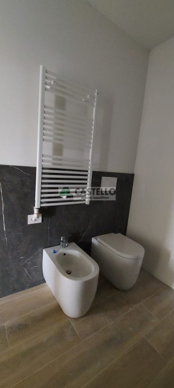 Camposampiero – Centro
In posizione centralissima e comoda a tutti i servizi, ultimo appartamento...