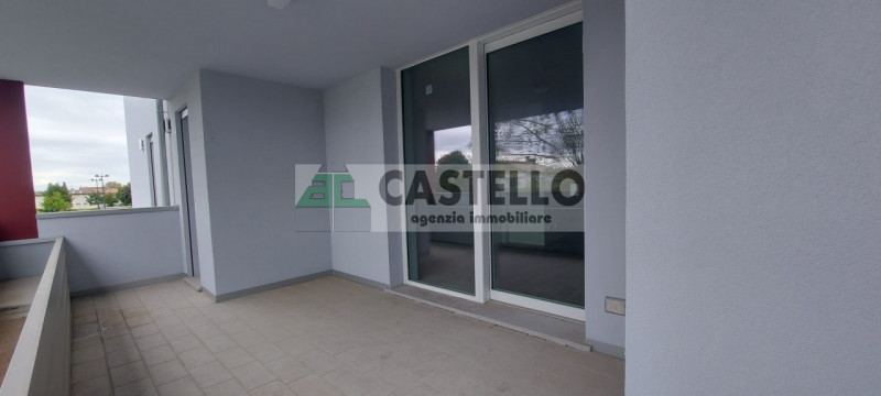 Camposampiero – Centro
In posizione centralissima e comoda a tutti i servizi, ultimo appartamento...