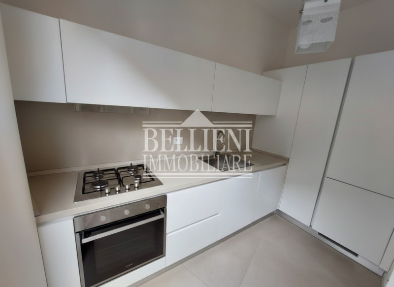 PONTE DEGLI ANGELI: In contesto signorile e in posizione a due passi dal centro storico, proponia...