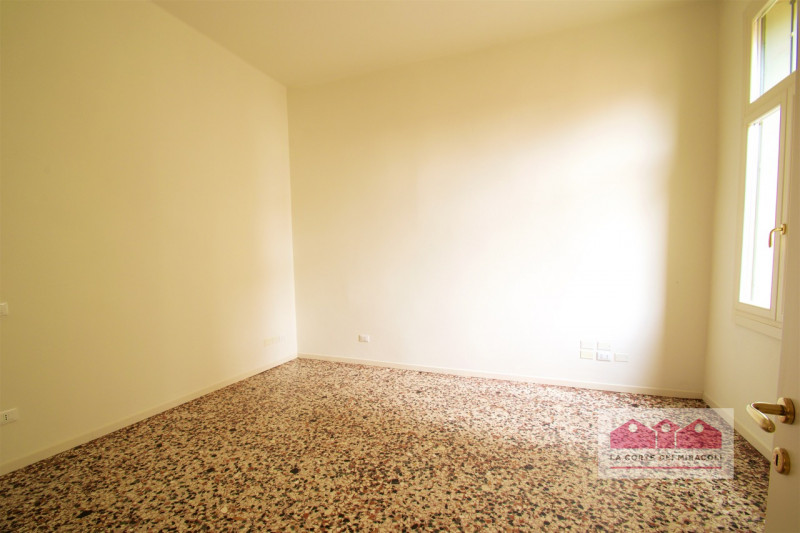 VICENZA CENTRO: PIANO NOBILE PRESTIGIOSO NEL CUORE DEL CENTRO STORICO, INGRESSO, SOGGIORNO, STUDI...