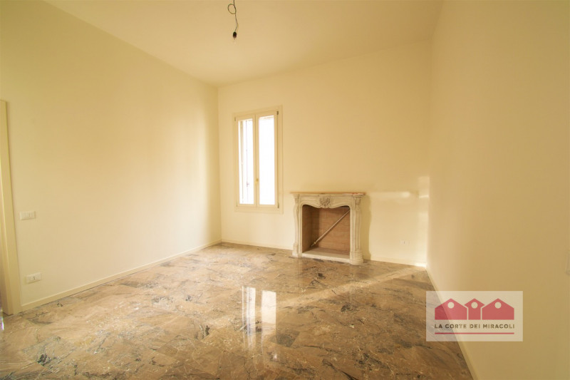 VICENZA CENTRO: PIANO NOBILE PRESTIGIOSO NEL CUORE DEL CENTRO STORICO, INGRESSO, SOGGIORNO, STUDI...