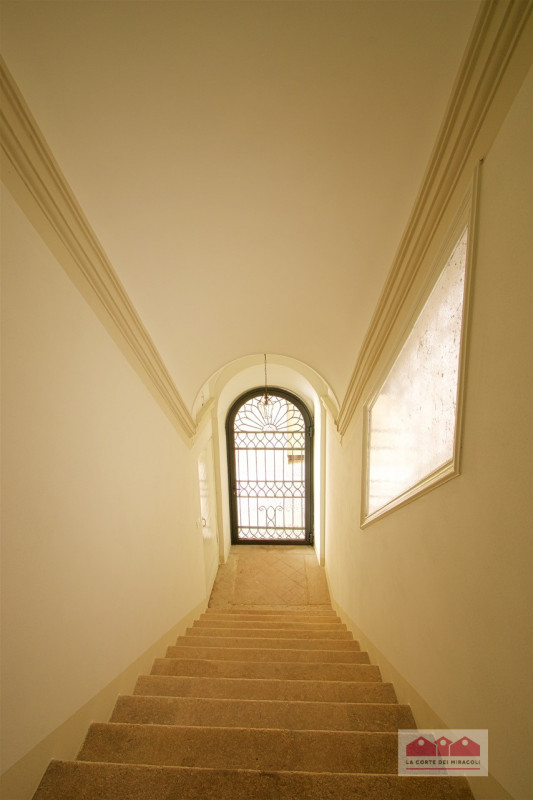 VICENZA CENTRO: PIANO NOBILE PRESTIGIOSO NEL CUORE DEL CENTRO STORICO, INGRESSO, SOGGIORNO, STUDI...