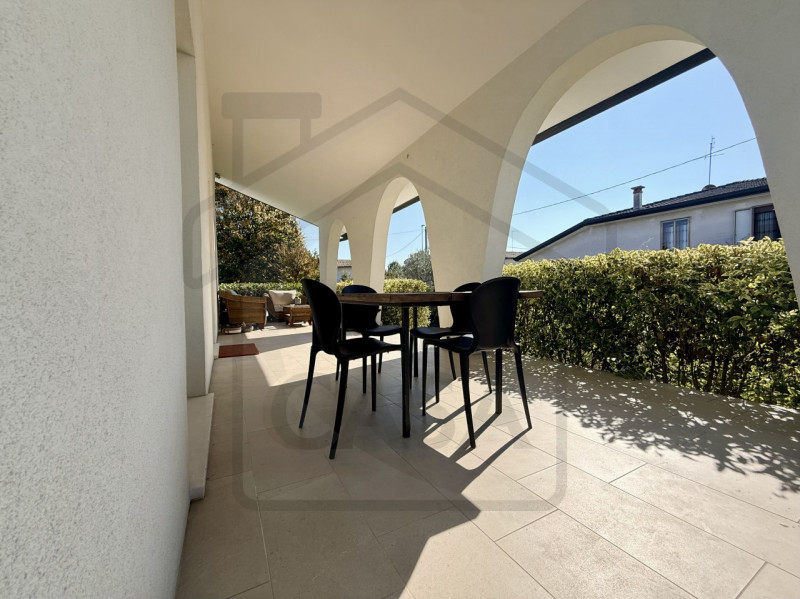 PADOVA ZONA PALTANA - In uno dei quartieri più verdi e riservati di Padova, a pochi minuti dal cu...