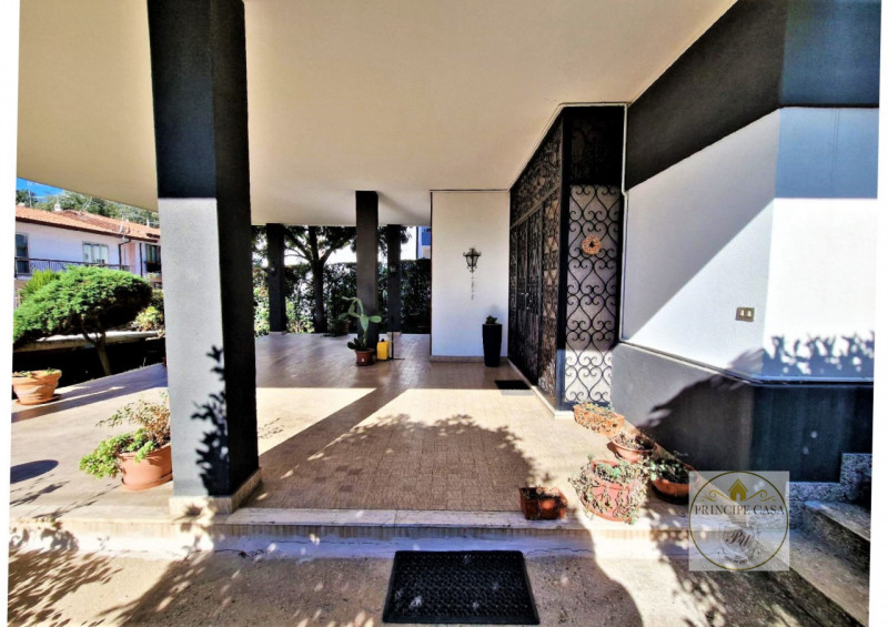 Este Vendita Casa singola terratetto