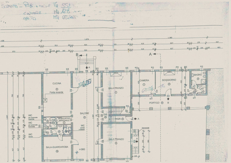 "In posizione centrale a Lissaro, proponiamo in vendita una suggestiva Villa Antica completamente...