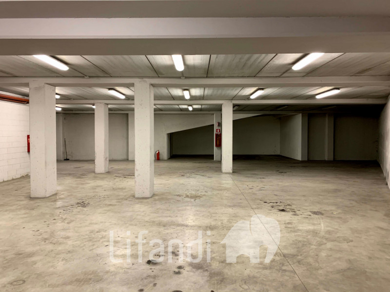 Bolzano/Bozen Affitto Negozio