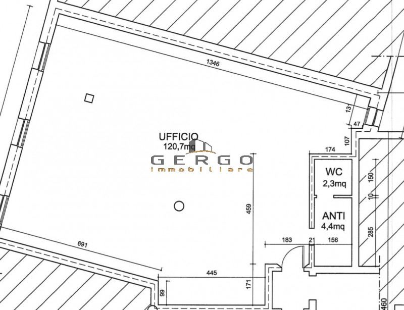 (Per INFO 3316190143) A Vedelago, in zona centrale, proponiamo in vendita un ufficio di ampia met...