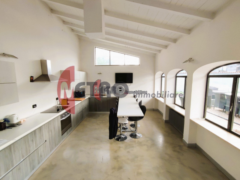 Metro Immobiliare presenta: Casa indipendente a Cornedo Vicentino
A Cornedo Vicentino, proponiamo...