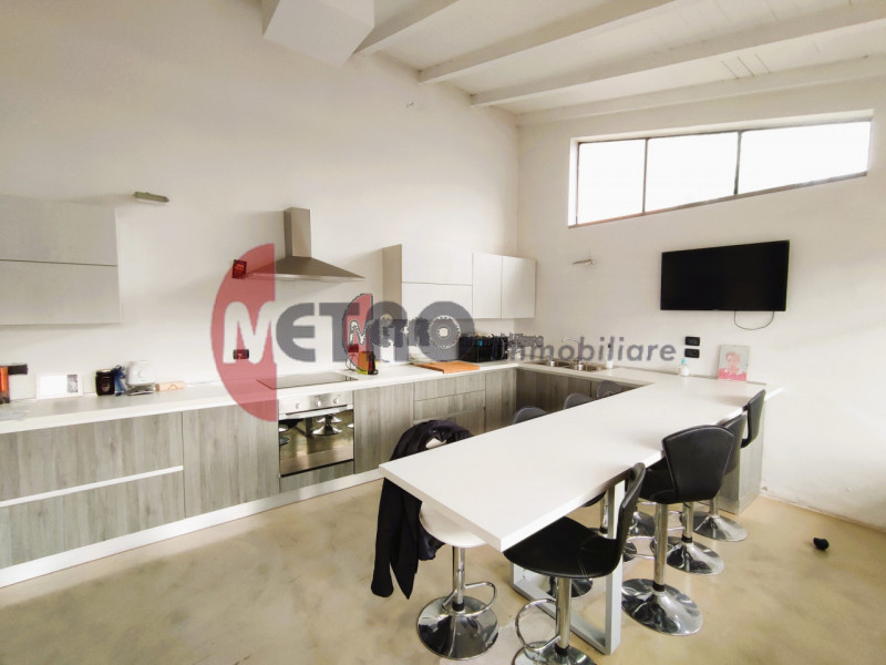 Metro Immobiliare presenta: Casa indipendente a Cornedo Vicentino
A Cornedo Vicentino, proponiamo...