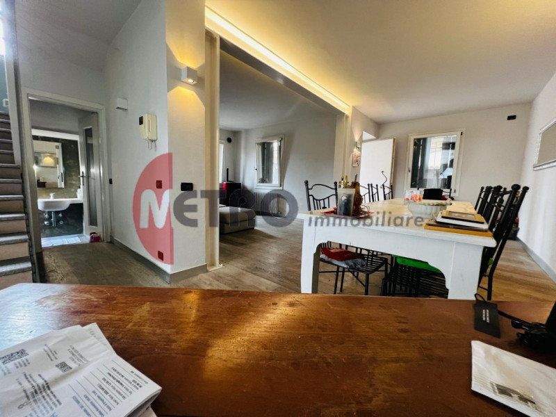 Metro Immobiliare presenta: Casa indipendente a Cornedo Vicentino
A Cornedo Vicentino, proponiamo...