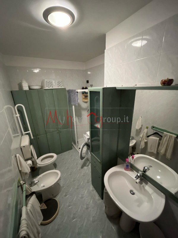 CROCEFISSO: AFFITTO STANZA MATRIMONIALE (RIF: STANZA-1123-R): Disponibile CAMERA MATRIMONIALE, in...