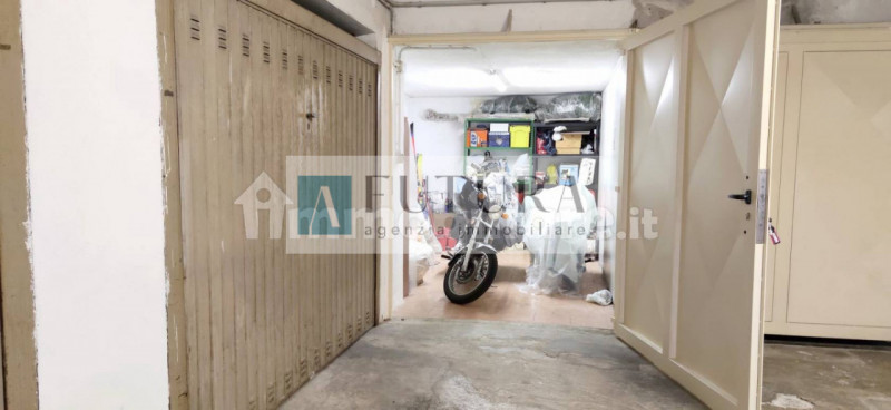 Scopri questo splendido appartamento di oltre 173 mq, situato nel cuore di Vicenza, a pochi passi...