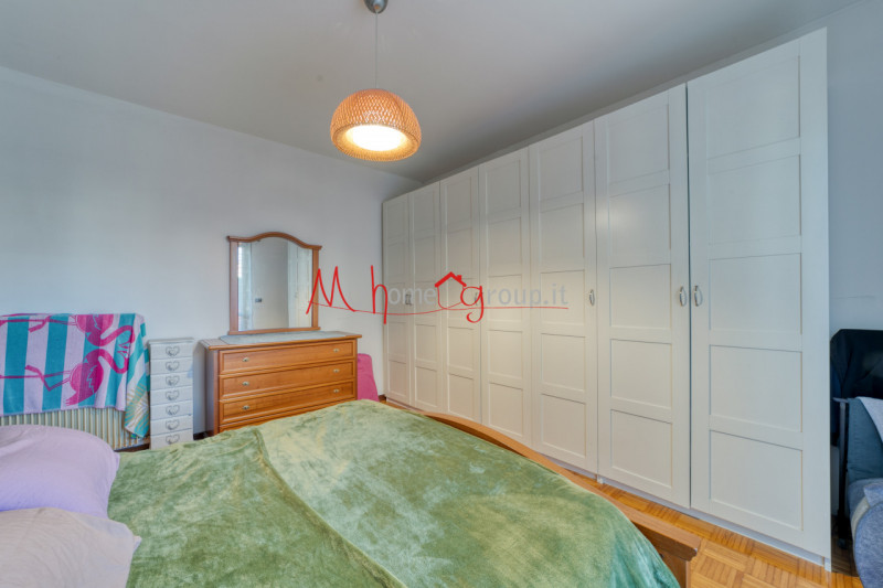 RUBANO: Appartamento al primo piano inserito in contesto di 8 unità, composto di ingresso, soggio...