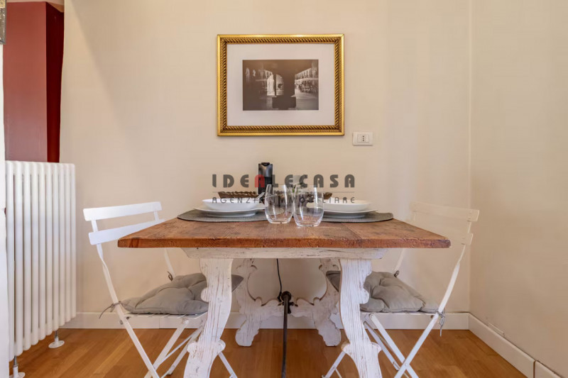 RIF: FR121 PADOVA - RIVIERA PALEOCAPA Proponiamo in LOCAZIONE BREVE / TRANSITORIA appartamento ar...