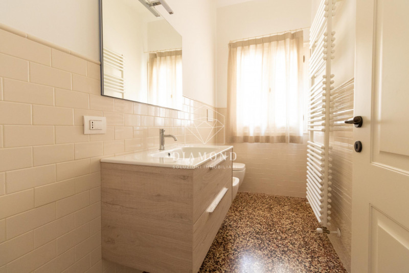 Falzè di Trevignano: In villa del 1.400, facente parte di un residence con parco verde e piscina,...