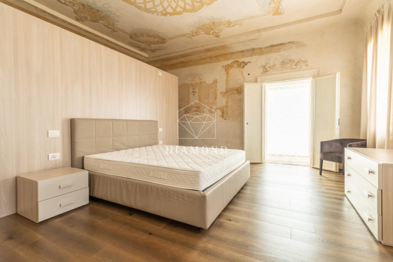 Falzè di Trevignano: In villa del 1.400, facente parte di un residence con parco verde e piscina,...