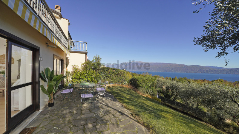 Toscolano-Maderno Vendita Appartamento trilocale