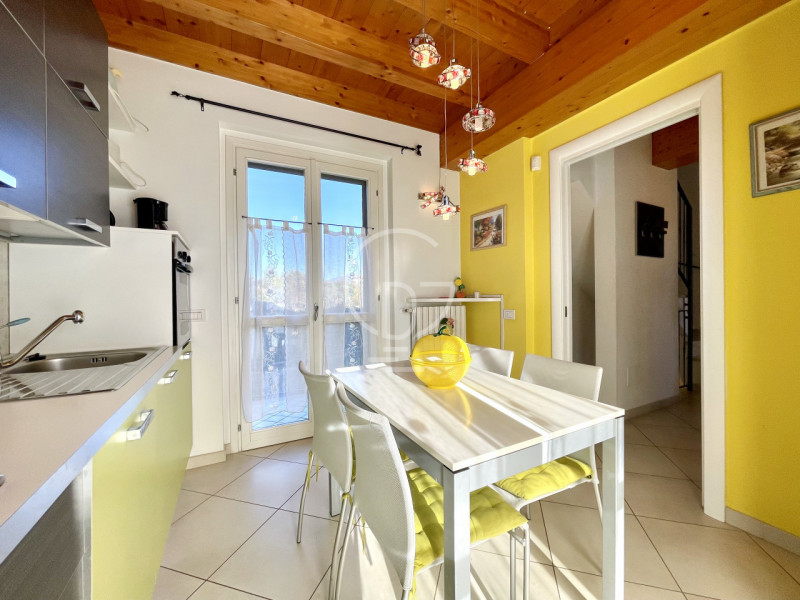 Villa in vendita a Moniga Del Garda (BS)