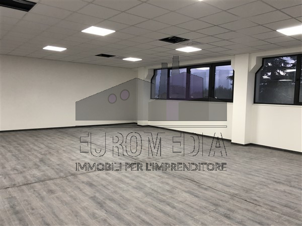 VICENZA OVEST: Rif. 1438 - A - ANTONIO - Per info 338.4892021 – EUROMEDIA propone in zona commerc...