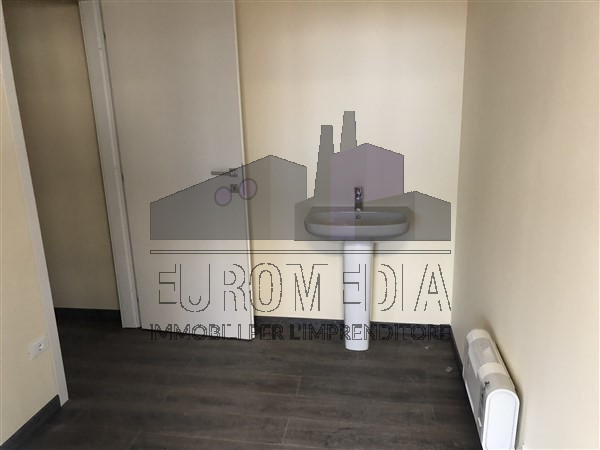 VICENZA OVEST: Rif. 1438 - A - ANTONIO - Per info 338.4892021 – EUROMEDIA propone in zona commerc...