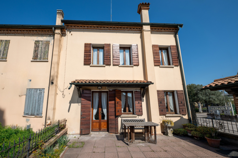 Pozzonovo Vendita Casa a schiera