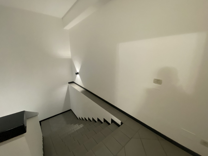 Se stai cercando una soluzione che unisca efficienza operativa e comfort per il tuo business, que...