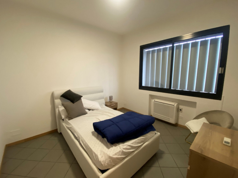 Se stai cercando una soluzione che unisca efficienza operativa e comfort per il tuo business, que...