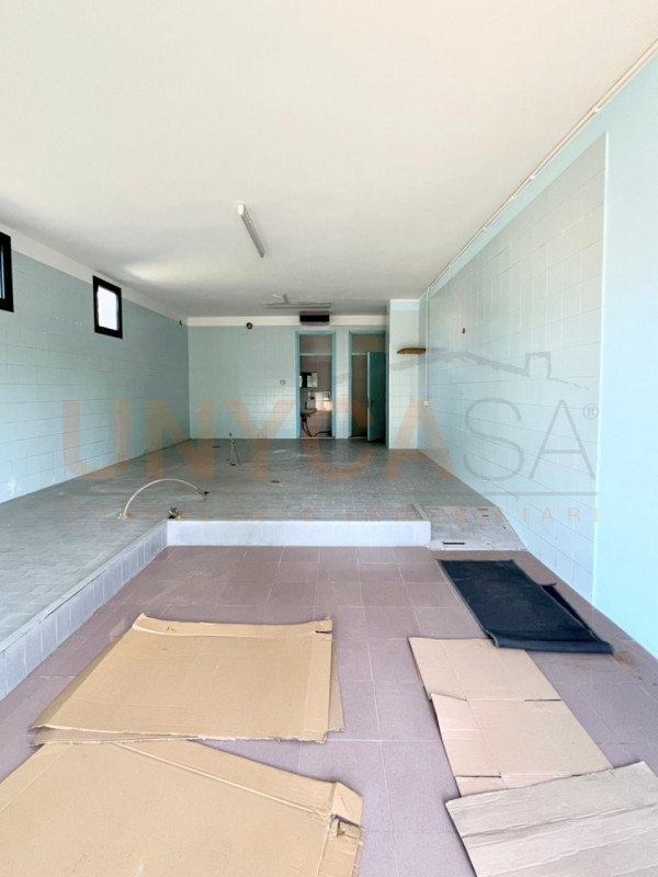 MESTRINO: proponiamo in vendita locale commerciale in posizione centrale e di frequente passaggio...