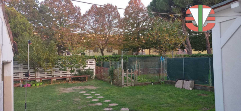 SANTA MARIA DI SALA - nostra esclusiva! In una posizione centrale, proponiamo in vendita un'affas...