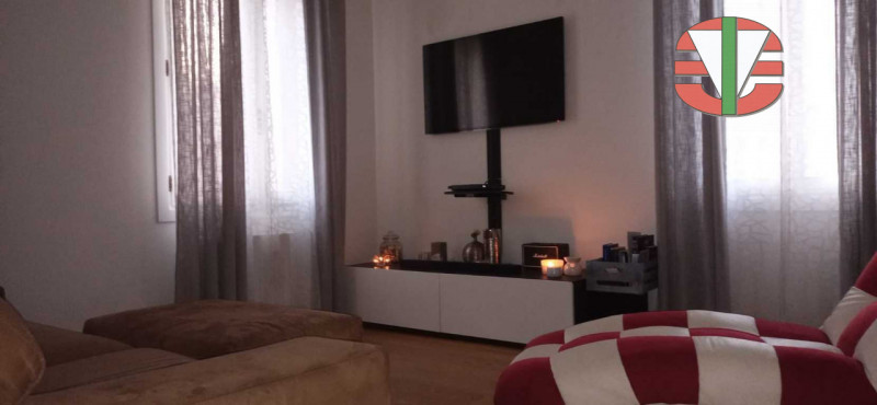 SANTA MARIA DI SALA - nostra esclusiva! In una posizione centrale, proponiamo in vendita un'affas...