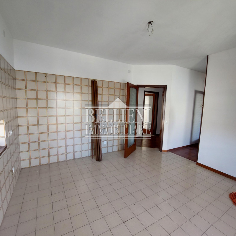 TORRI DI QUARTESOLO - in contesto residenziale proponiamo in locazione uno spazioso appartamento ...