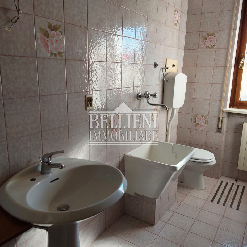 TORRI DI QUARTESOLO - in contesto residenziale proponiamo in locazione uno spazioso appartamento ...