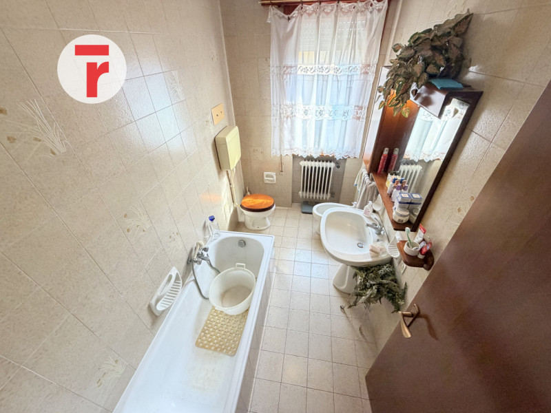 Pontevigodarzere - in zona tranquilla e verde del quartiere, comoda a scuole, servizi vari, tange...