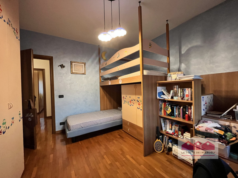 SAN PIO X: CASA INDIPENDENTE CON GIARDINO RECINTATO COMPOSTA DA SOGGIORNO, CUCINA, 3 CAMERE, 2 BA...