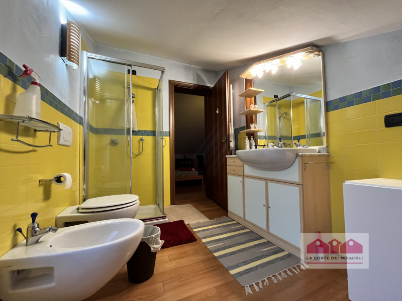 SAN PIO X: CASA INDIPENDENTE CON GIARDINO RECINTATO COMPOSTA DA SOGGIORNO, CUCINA, 3 CAMERE, 2 BA...