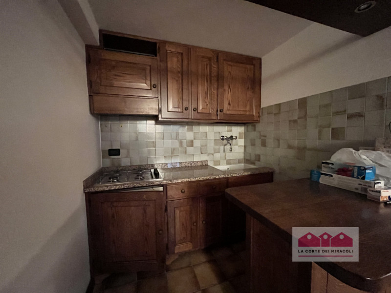 SAN PIO X: CASA INDIPENDENTE CON GIARDINO RECINTATO COMPOSTA DA SOGGIORNO, CUCINA, 3 CAMERE, 2 BA...