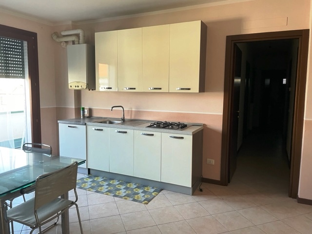 Masi, nel centro del comune, vi presentiamo un appartamento trilocale in vendita. L'immobile si t...