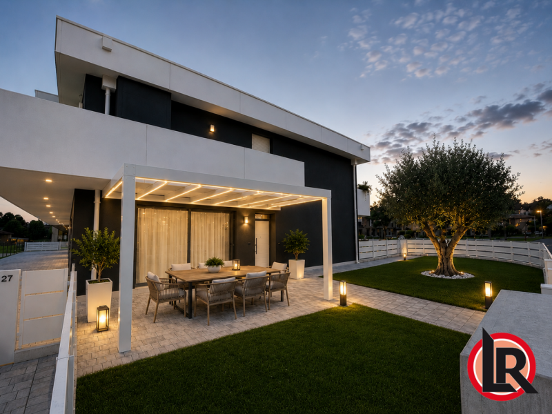 Al Residence Grafite disponiamo di secondo duplex tricamere. Accesso pedonale indipendente con gi...