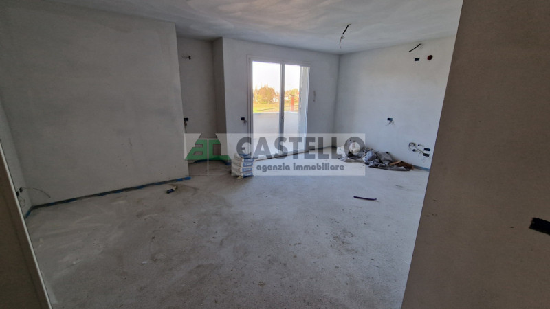 Padova, zona Mortise, comodi al centro città, sole 4 unità abitative, appartamenti 3 camere con t...