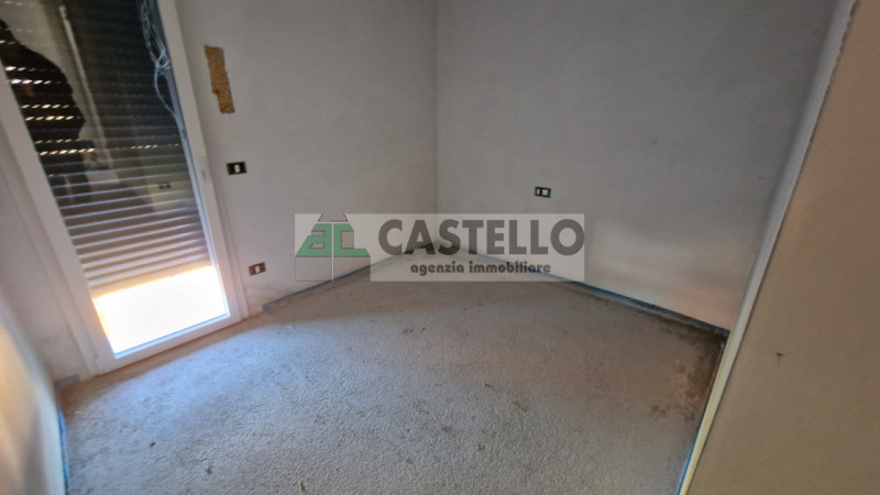 Padova, zona Mortise, comodi al centro città, sole 4 unità abitative, appartamenti 3 camere con t...