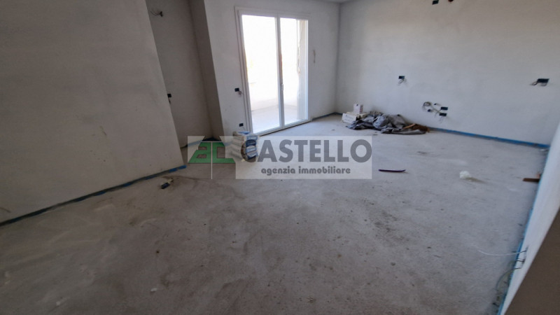 Padova, zona Mortise, comodi al centro città, sole 4 unità abitative, appartamenti 3 camere con t...