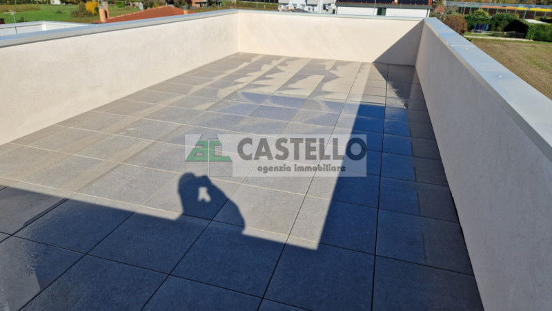 Padova, zona Mortise, comodi al centro città, sole 4 unità abitative, appartamenti 3 camere con t...