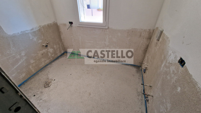 Padova, zona Mortise, comodi al centro città, sole 4 unità abitative, appartamenti 3 camere con t...