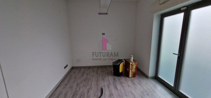 Padova rif. 251MAT Tel. 3403358378

Padova in corso stati uniti si propone in affitto direzionale...