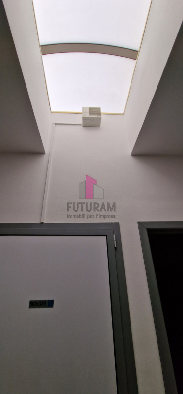 Padova rif. 251MAT Tel. 3403358378

Padova in corso stati uniti si propone in affitto direzionale...