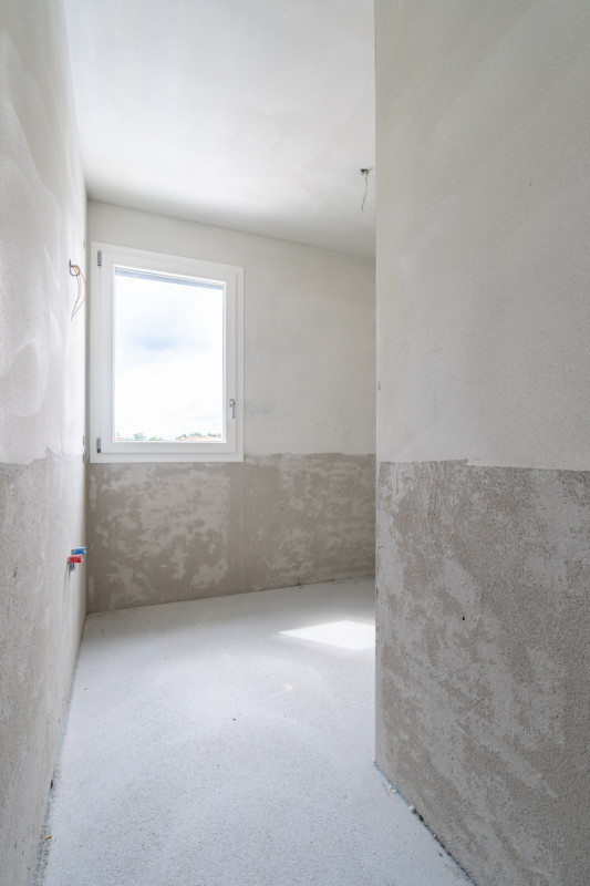 Per informazioni: 335/8345159. A Ponte della Priula (TV) proponiamo in vendita appartamento di nu...