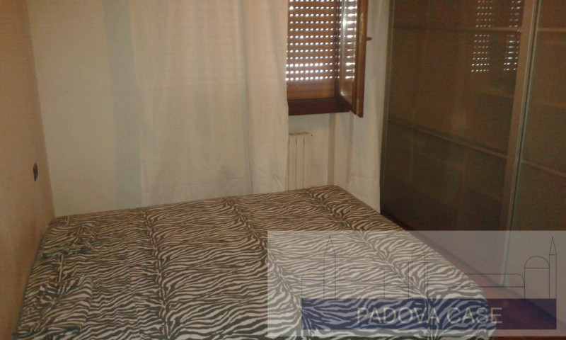 APPARTAMENTO A REDDITO –OPPORTUNITÀ D’INVESTIMENTO

Nel cuore del quartiere San Tommaso ad Albign...