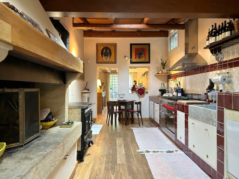 Rovolon (PD):
Immersa nella quiete e bellezza dei Colli Berici, proponiamo una raffinata casa sin...