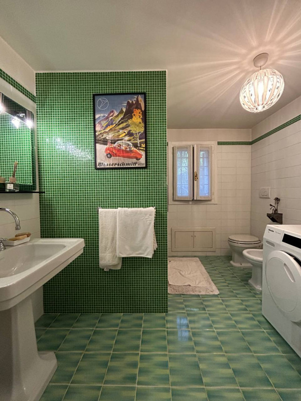 Rovolon (PD):
Immersa nella quiete e bellezza dei Colli Berici, proponiamo una raffinata casa sin...