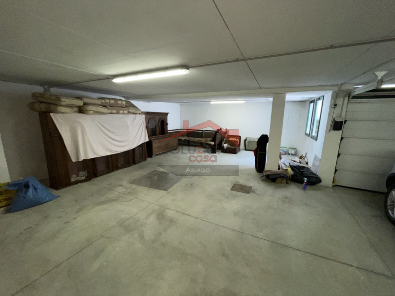 Cerchi una soluzione di recente costruzione? Desideri ampi spazi per la tua famiglia?
A Camporove...